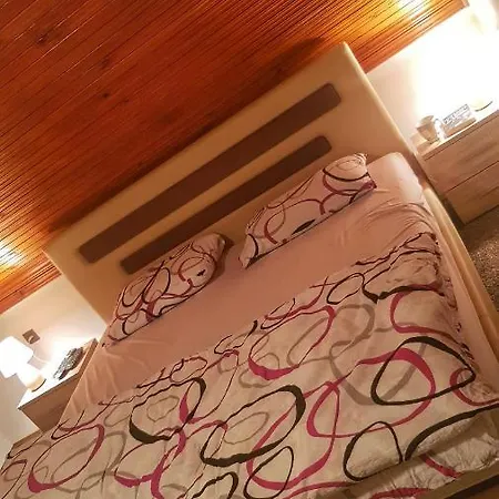 Vikendica Koroman * Jahorina