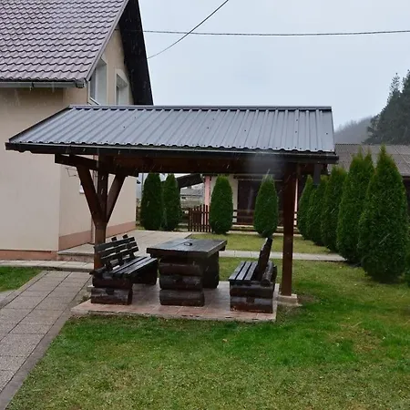 Vikendica Koroman * Jahorina